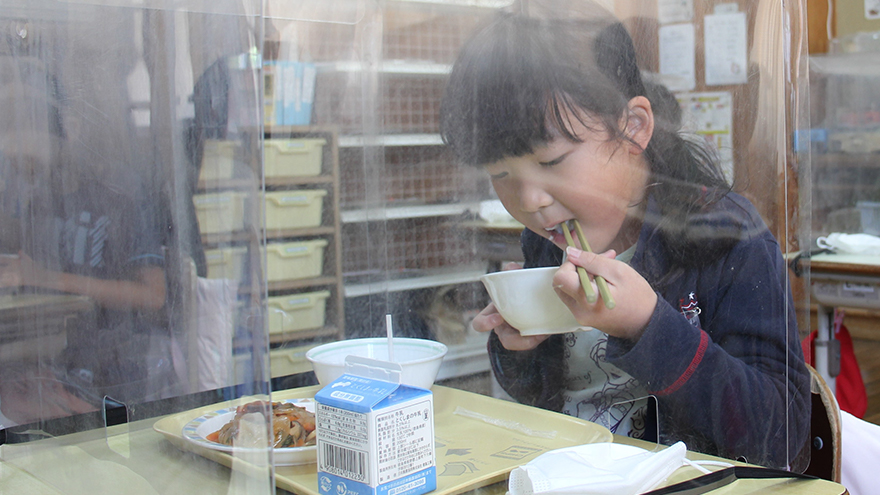 給食の様子